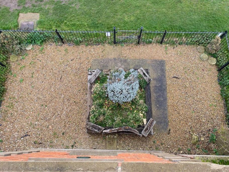 Coastguard Lookout Hunstanton Exterior foto
